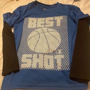 Long sleeve tee. Super comfy